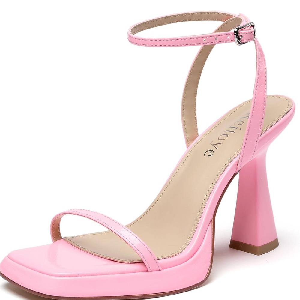 Reitoye Ankle Strap Platform Heeled Sandals Square Toe. Great Used Cond. Size 8.
